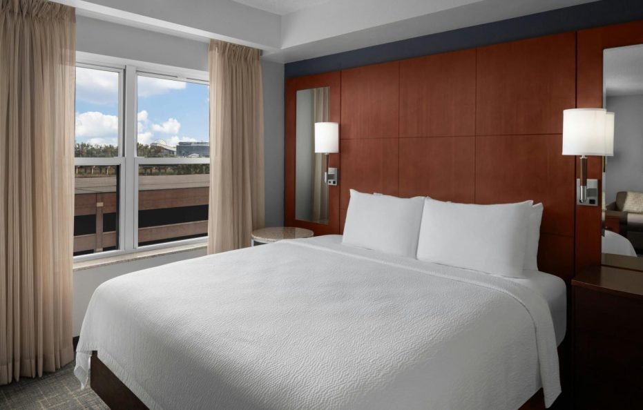 Luxury Suite