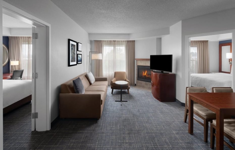 Luxury Suite