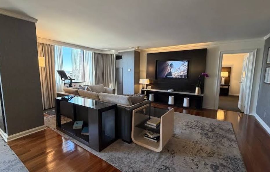 Luxury Suite