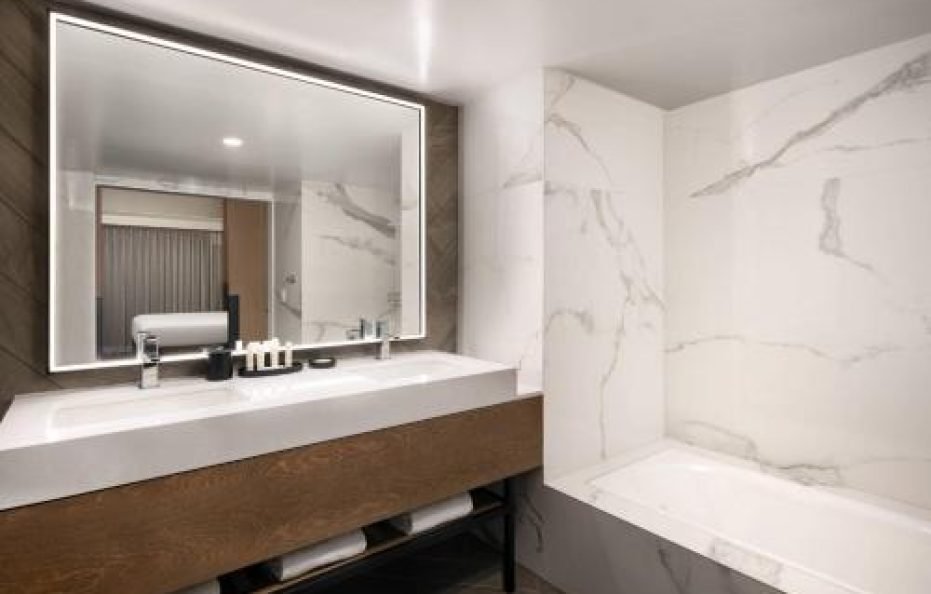 Deluxe Rooms